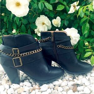 Dollhouse Black Ankle Boots with buckle and chains